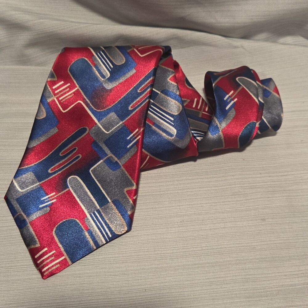 Vtg 1980s Jordache Tie Red White Blue Unique Art Deco Swirls Nostalgic TV